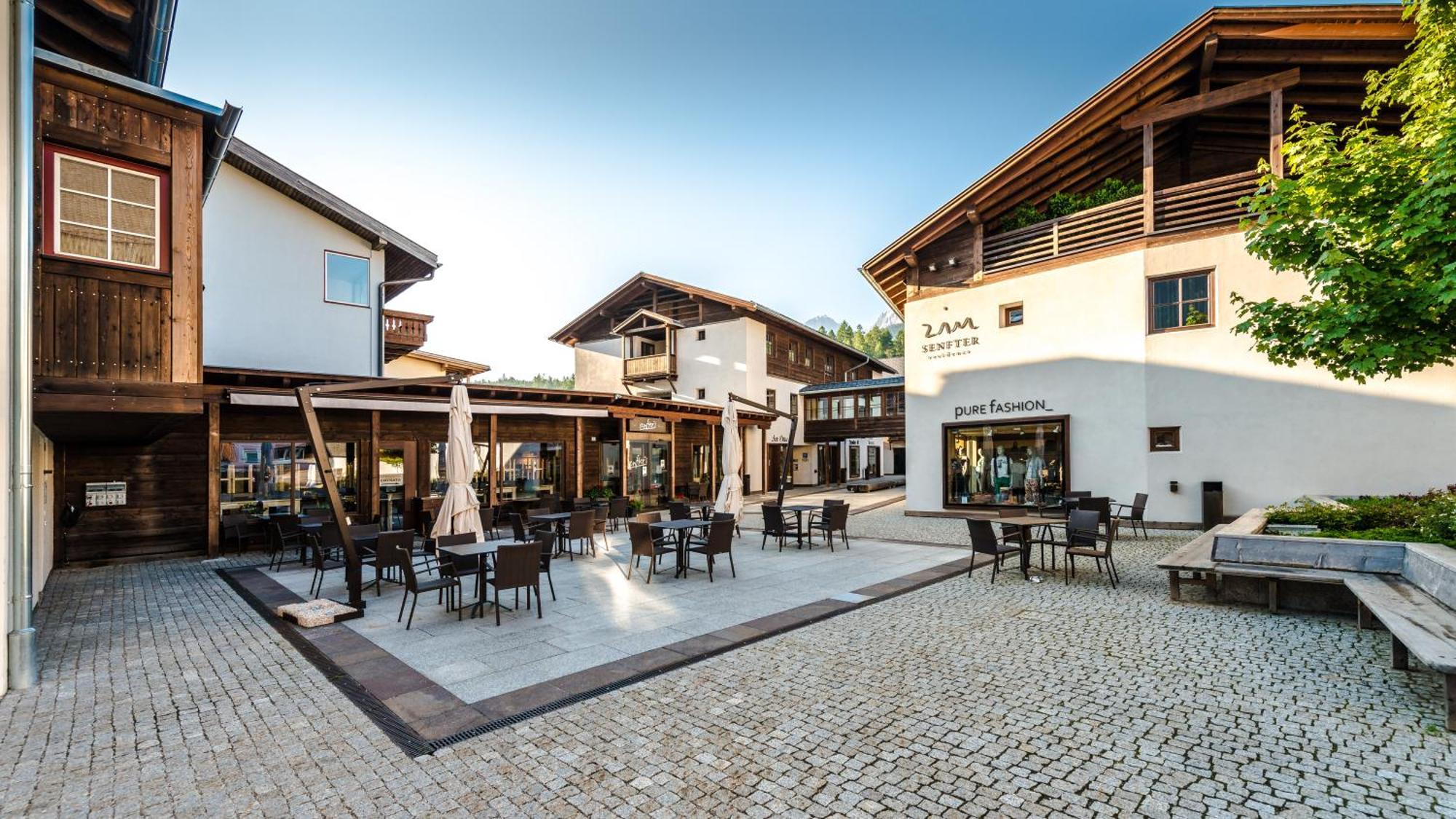 Zin Senfter Residence Сан-Кандидо Экстерьер фото