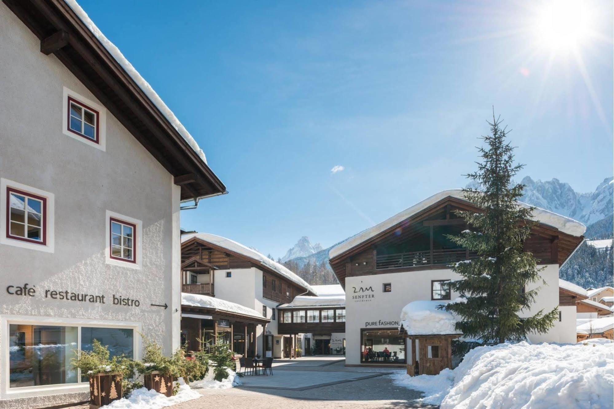 Zin Senfter Residence Сан-Кандидо Экстерьер фото